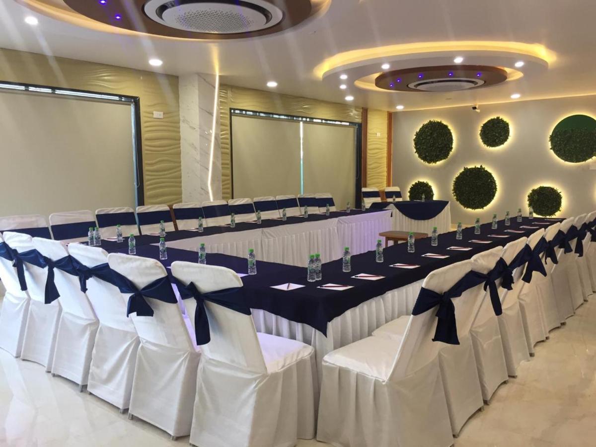 Hotel Sarvin Lucknow Exterior foto